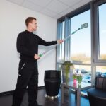 Unger Pro Ped ve Keçe Tutucu Mala (Cam ve Yüzey Temizlik Amaçlı) - Oynar Başlı - Başlangıç Seti - Görsel 3